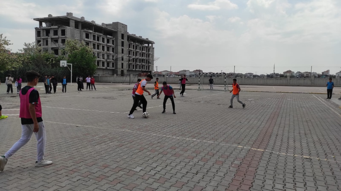 Sınıflar Arası Futbol Turnuvası Başladı.